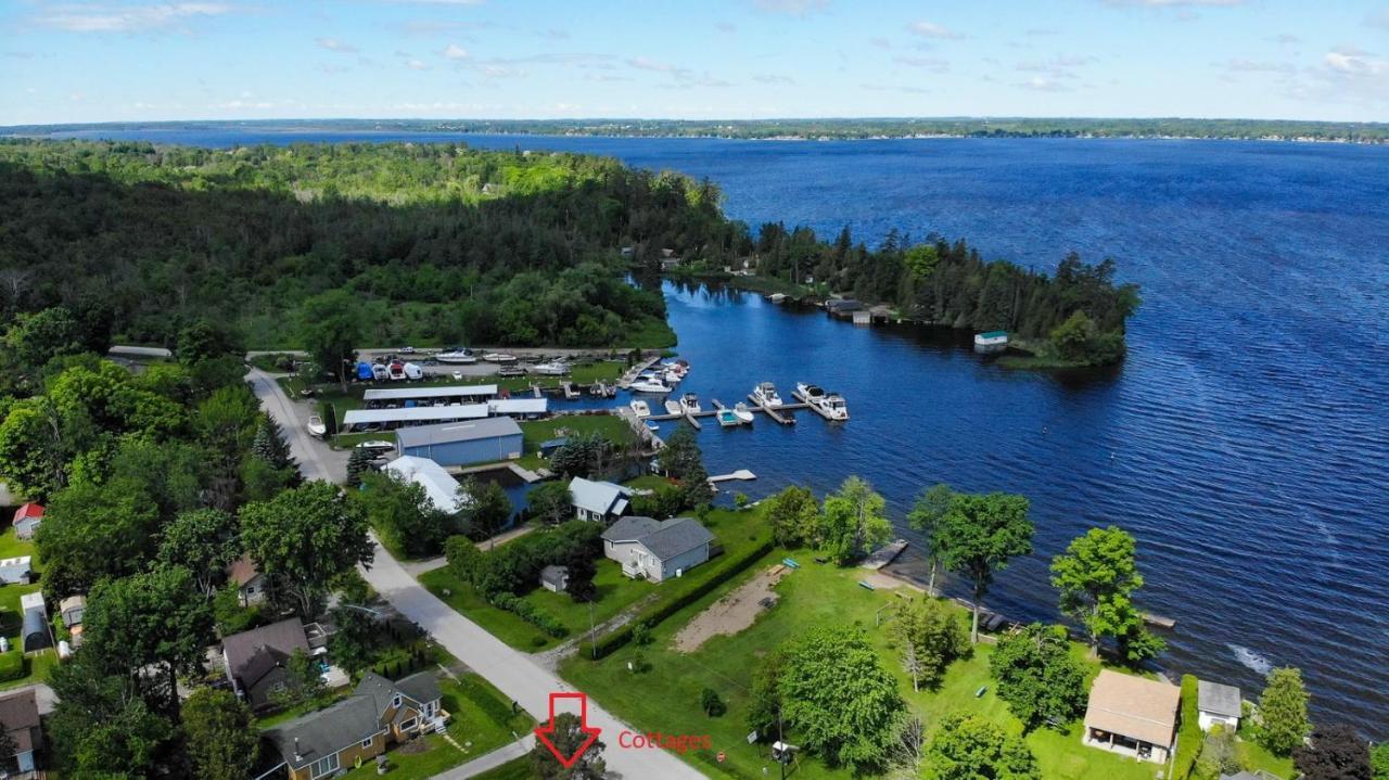 Fun Place With A Sandy Beach For Swimming, Boating, And Fishing, Featuring 3 Available Cabins Fenelon Falls Dış mekan fotoğraf