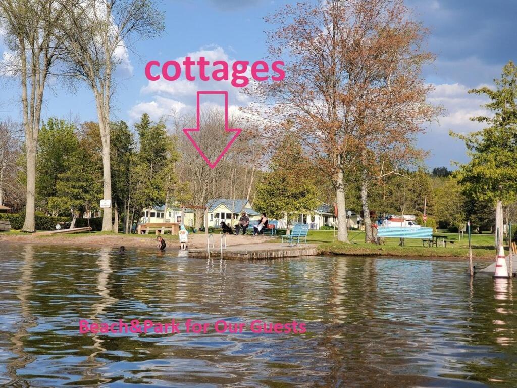 Fun Place With A Sandy Beach For Swimming, Boating, And Fishing, Featuring 3 Available Cabins Fenelon Falls Dış mekan fotoğraf